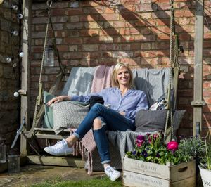 Jo-Whiley-collaboration-outdoor-cameo