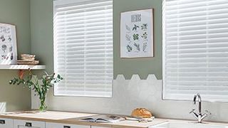 White fauxwood blind_kitchen_Fine white
