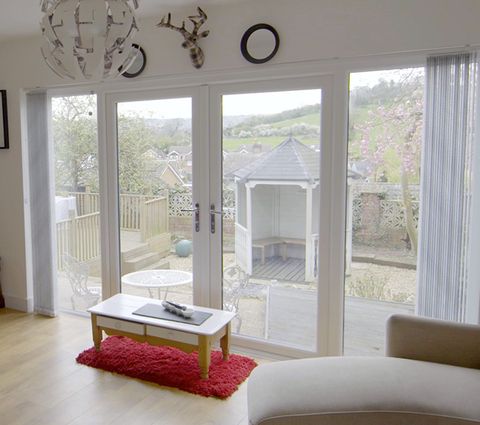 Naomi’s-Cortina-Grey-vertical-blinds