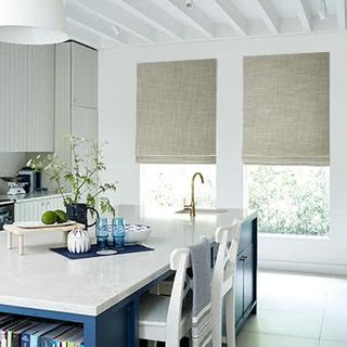 Roman-Blind_Allure_Bamboo_Roomset