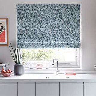 Roman_Blind_Folia_Blue_Roomset