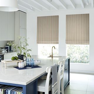 Roman_Blind_Wilcox_Coral