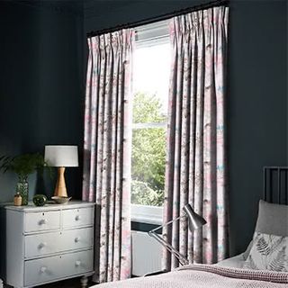 Curtains_Roomset_Caprice-softpink