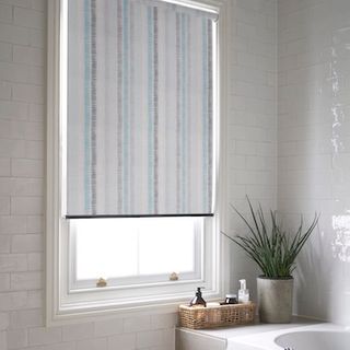 Dash teal roller blind
