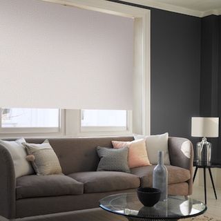 Peepo fondant roller blind