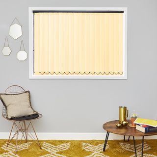 Reber Lemon in roomset