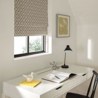 Roman Blind_Laverne Sulphur_Roomset