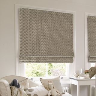 Roman Blind_Abacus Liquorice_Roomset