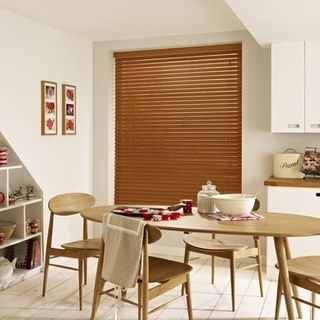 Wooden Blinds_Haywood Tamarind_Roomset