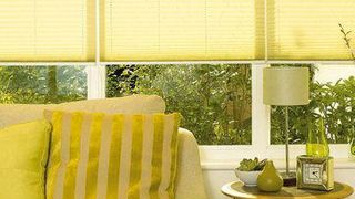 Pleated Blind_Malbec Primrose_Conservatory