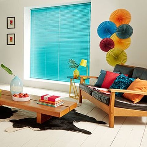 Venetian Blind_Electric Aqua_Living Room