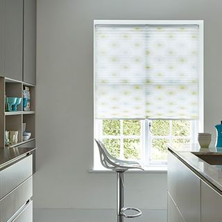 Pleated Blind_Cecelia Nature_Roomset