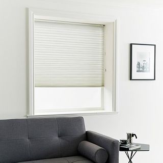 Pleated Blind_Estelle Almond_Roomset