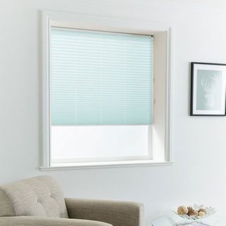 Pleated Blind_Malbec Aqua_Roomset