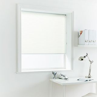 Pleated Blind_Portobello White_Roomset