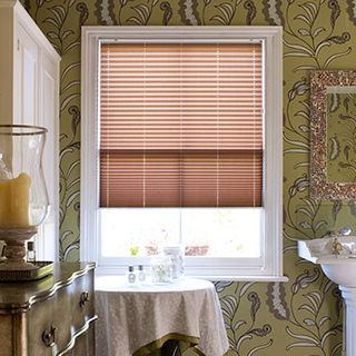 Pleated Blind_Sasso Brick_Roomset
