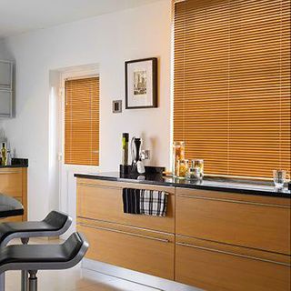Venetian Blind_Spectrum Soft Orange_Roomset