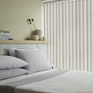 Vertical Blind_Alma Ivory_Roomset