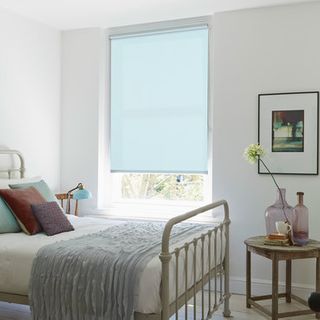 Roller Blind_Acacia Azure_Roomset