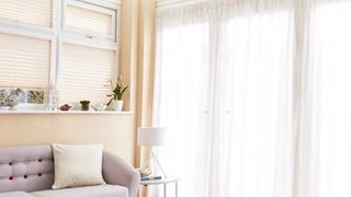 Pleated side blind_Montoya Umber_with_Crush Ice_Pleated roof blind_Conservatory
