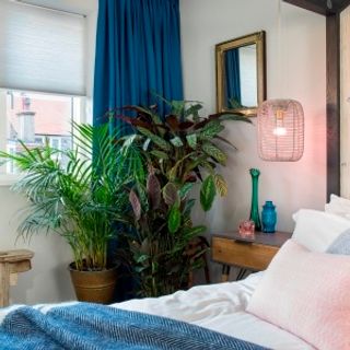 HIL_Thermashade_Pleated_blinds_Mist_with_Bardot_Denim_curtains