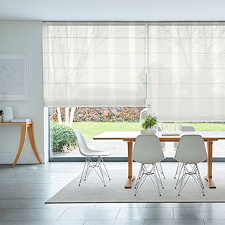 bergan-white-voile-roman-blind