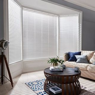 Wooden Blinds_Wood Illusions Platinum White_Roomset
