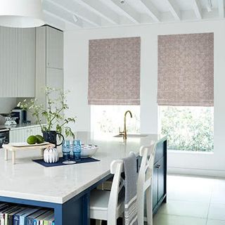 roman_blind_pattern_seraphina_rosewood.