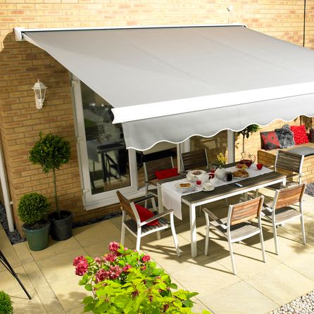 Awnings for your garden │Hillarys