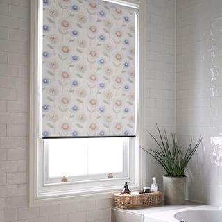 Craft cream roller blind