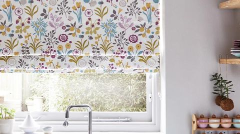 kitchen with floral print ester hollyhock roman blind at window