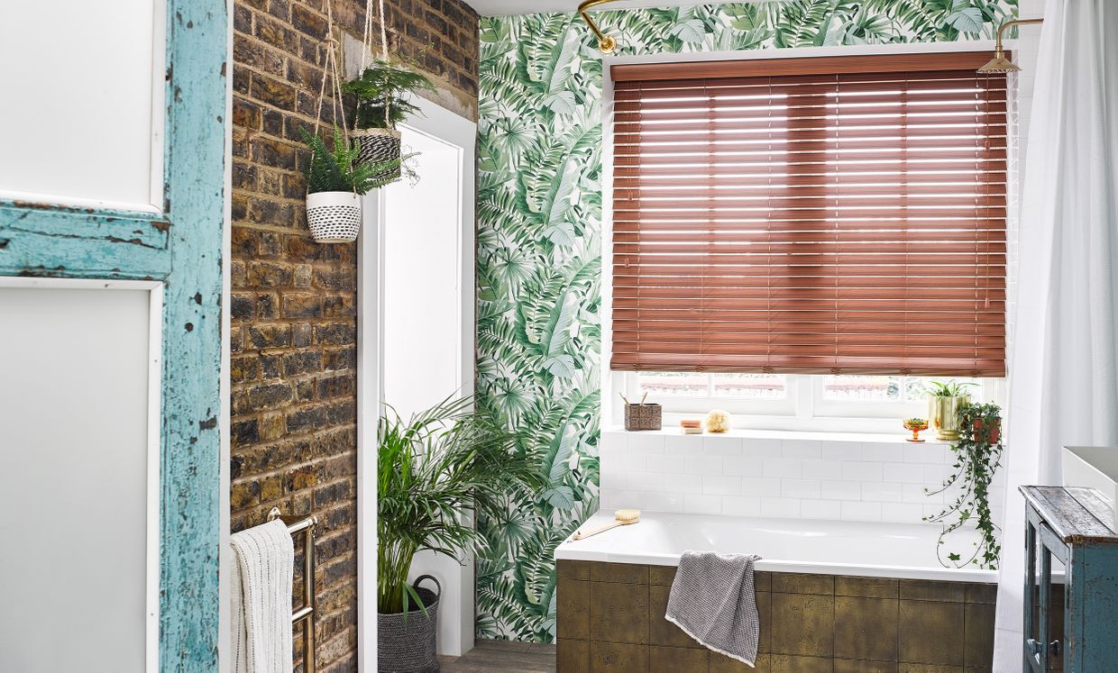 Nutmeg Faux Wood blinds in bathroom
