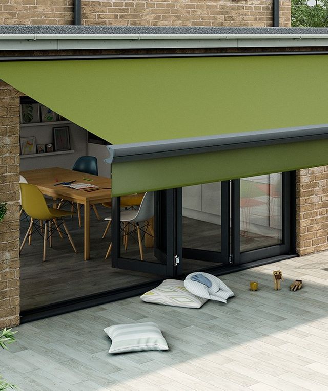 Verona Pique Awning in back garden