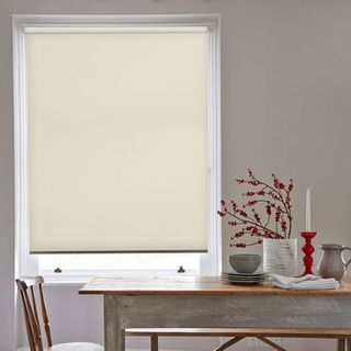 Roller Blind_Hexham Ivory_Roomset