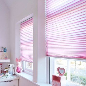 Pleated Blind_Serita Rose_Childrens Bedroom