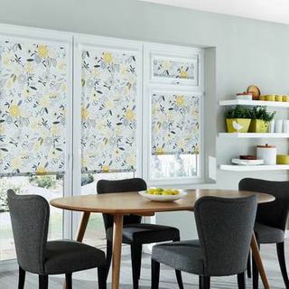 Roller Blind_Betsy Mustard_Roomset