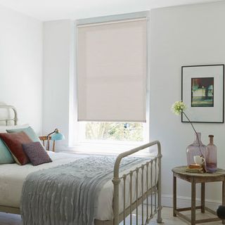 Roller Blind_Jerico Ivory_Roomset