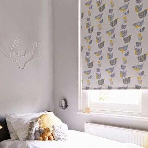 Bird patterned Dickie Birds Grey Roller Blind in child's bedroom