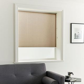 Pleated Blind_Crush Earth_Roomset