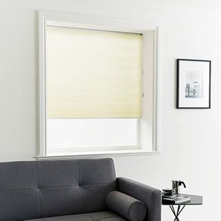 Pleated Blind_Thermashade Oyster_Roomset