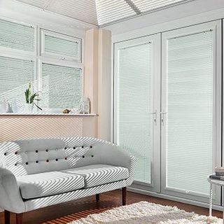 Venetian Blind_Special Finish Peppermint_Roomset
