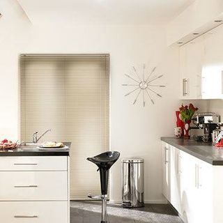 Venetian Blind_Studio Hessian_Roomset