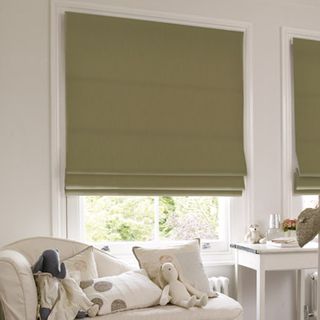 Roman Blind_Tetbury Moss_Roomset