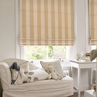 Roman Blind_Chester Linen_Roomset