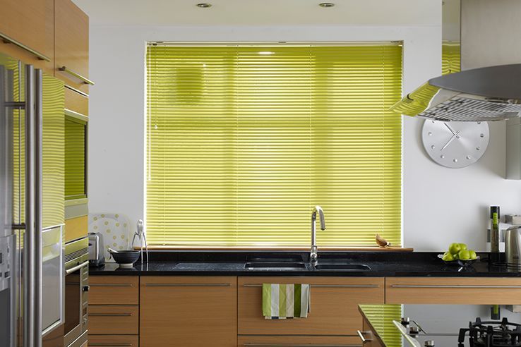 Kitchen Blinds Easy To Clean Waterproof Hillarys   Studio Fresh Apple Green 738w X 492h 