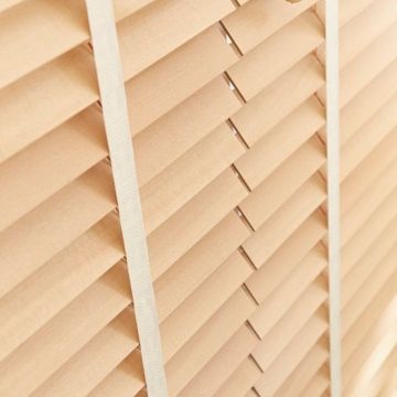Pleated-blinds
