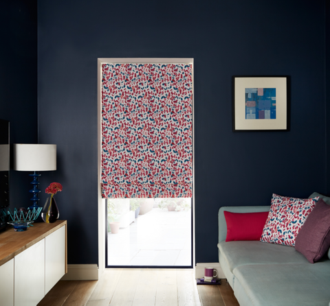 Living room with floral print thermal blind
