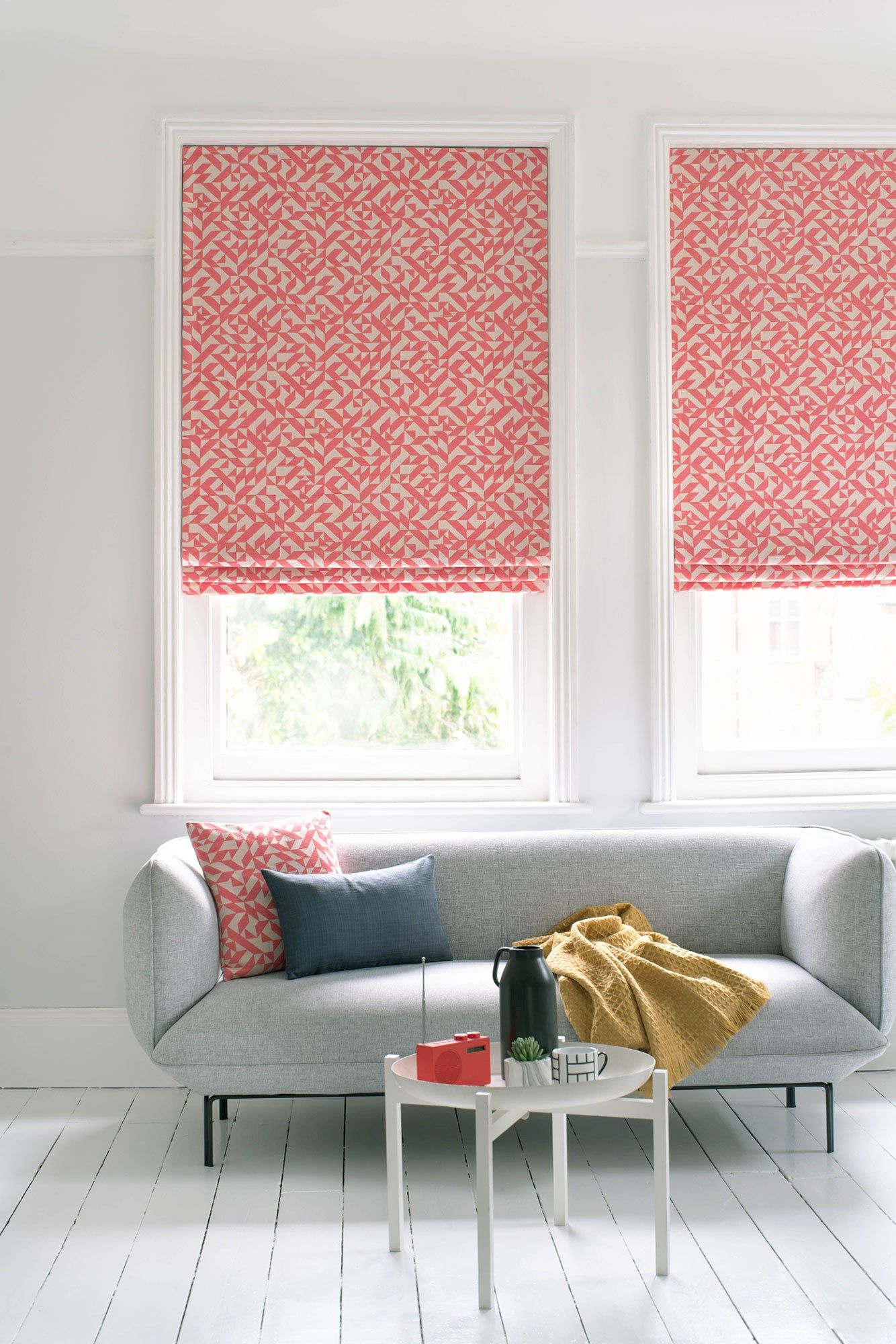 blinds pink