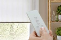 remote control used to change the length of the blind