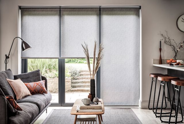 Handy Tips For Buying The Best Roller Blinds In The Market